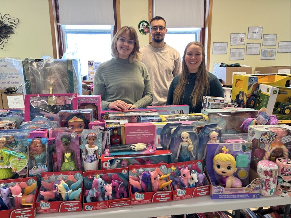 Strong Roots donation to Wilmot and Wellesley Resource Centre